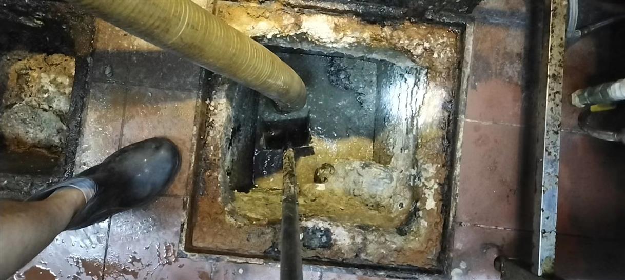 海北污水池清理一般都有毒气，怎么预防中毒呢？